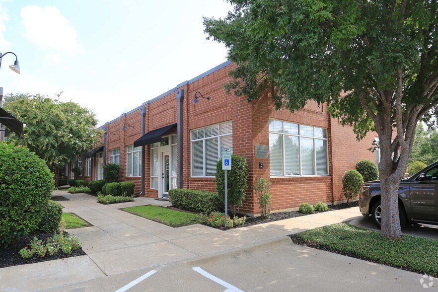 500 N Carroll Ave, Southlake, TX à vendre - Photo du bâtiment - Image 2 de 3