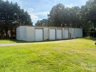 Plus de détails pour 4143 Duff Dr, Hudson, NC - Spécialité à vendre