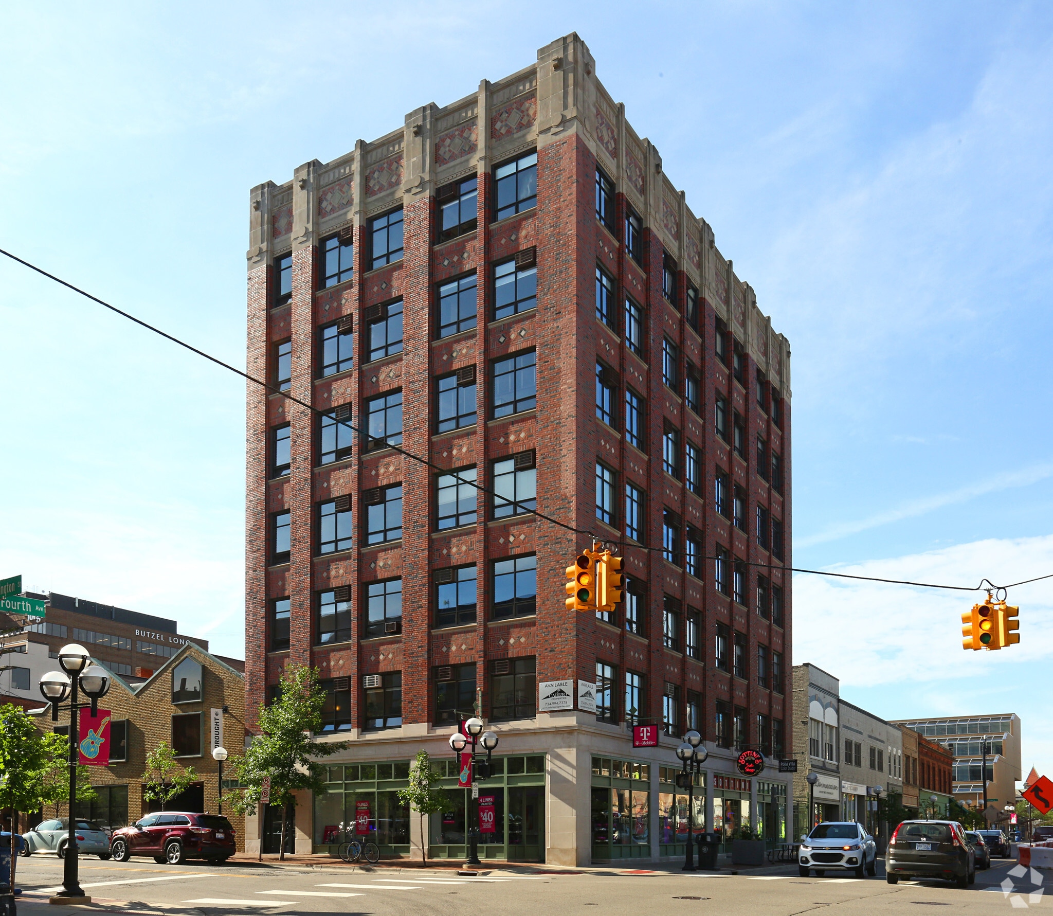 200-202 E Washington St, Ann Arbor, MI for lease Primary Photo- Image 1 of 17