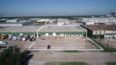 4545 Eastpark Dr, Houston, TX for lease Interior Photo- Image 1 of 7