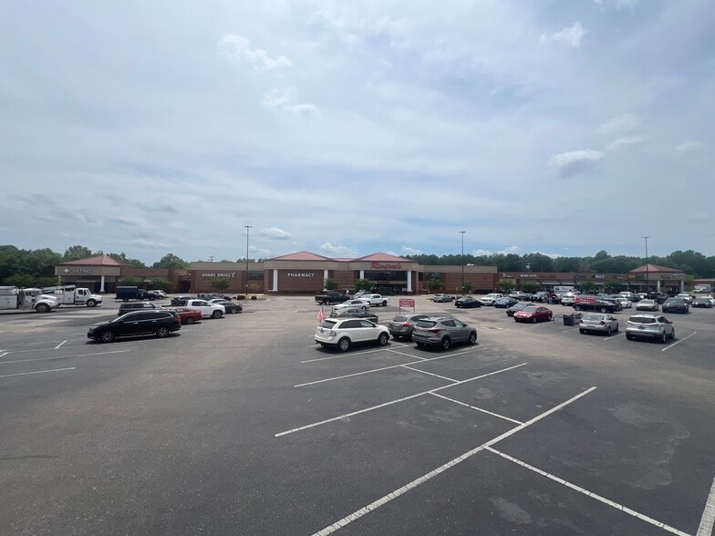 9168 Eastchase Pky, Montgomery, AL for lease - Building Photo - Image 2 of 8