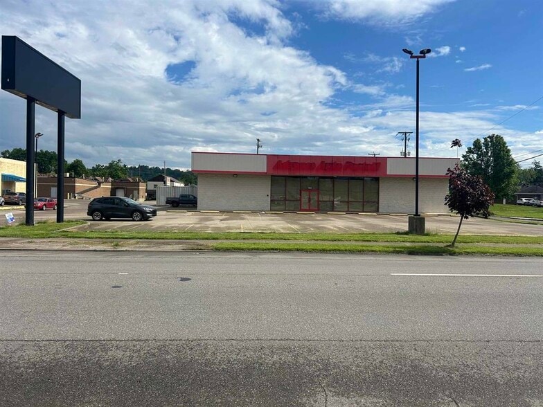 455 Washington Ave, Huntington, WV à vendre - Photo du bâtiment - Image 2 de 13