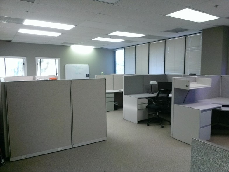 1800 Roswell Rd, Marietta, GA à louer - Photo intérieure - Image 3 de 27