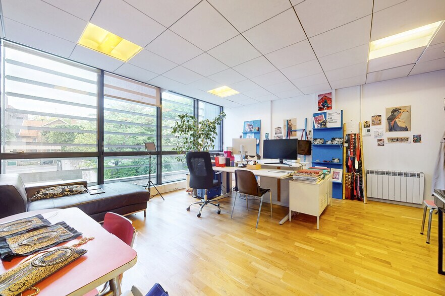 72 Bis Avenue Pasteur, Montreuil à vendre - Photo du bâtiment - Image 1 de 5