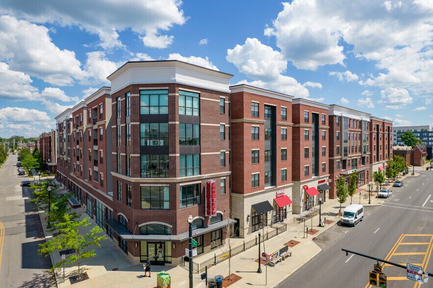 1494 N High St, Columbus, OH à louer - Photo du bâtiment - Image 1 de 6