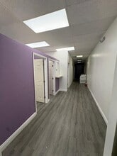 5424-5464 N University Dr, Lauderhill, FL à louer Photo intérieure- Image 2 de 8