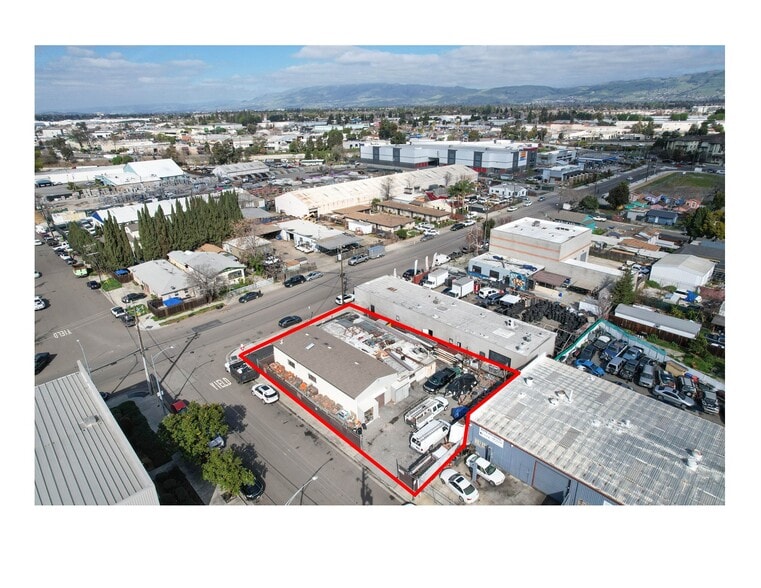 502 Horning St, San Jose, CA à vendre - Photo du bâtiment - Image 3 de 28