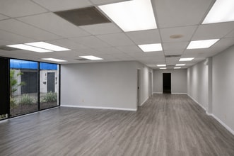 8402 Laurel Fair Cir, Tampa, FL for lease Interior Photo- Image 1 of 6