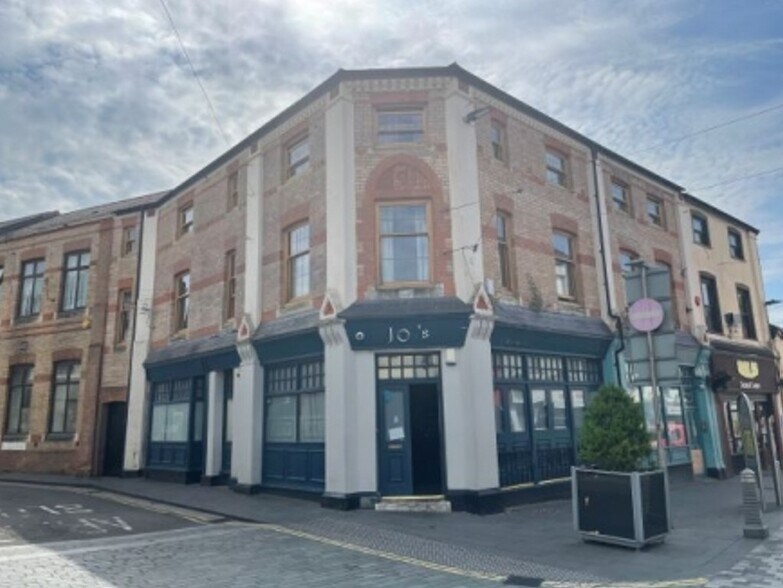30-31 High St, Merthyr Tydfil à louer - Photo du bâtiment - Image 1 de 1