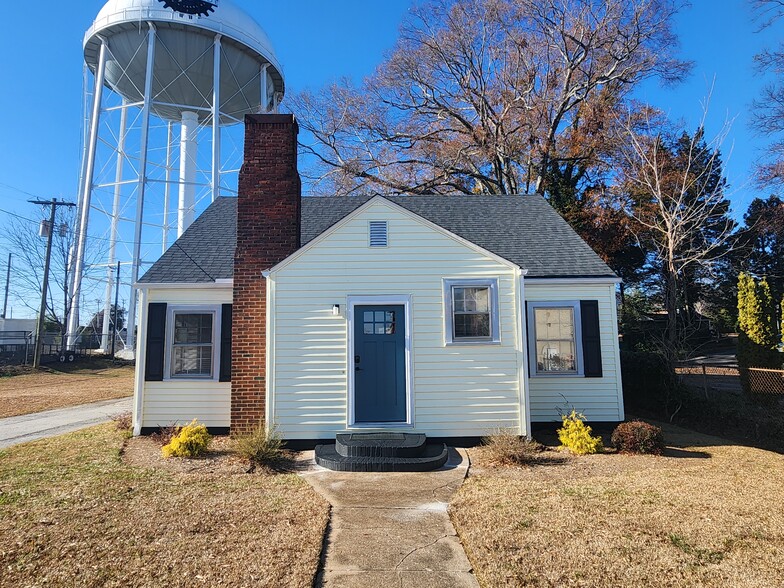 109 Few St, Greer, SC à louer - Photo du bâtiment - Image 1 de 20