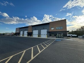 3830 Olympic Ave, Spokane, WA for lease Building Photo- Image 2 of 3
