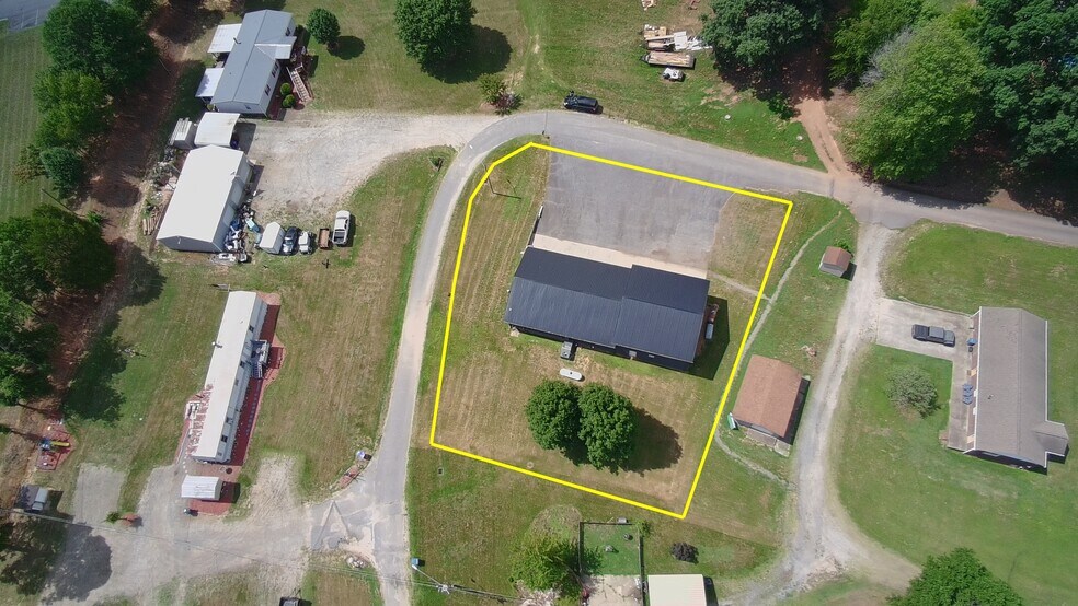 8587 Sparrow Trl, Connelly Springs, NC à vendre - Aérien - Image 2 de 18