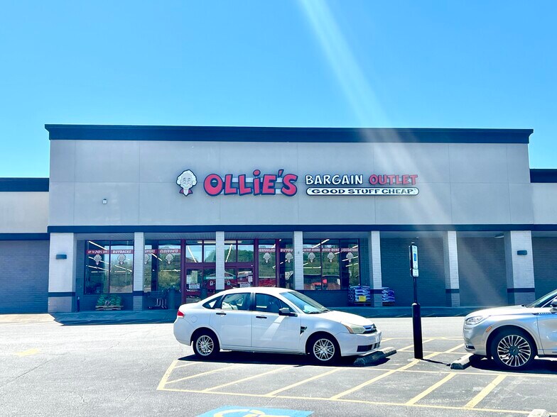 1012-1080 Big A Rd S, Toccoa, GA à louer - Photo du bâtiment - Image 3 de 4