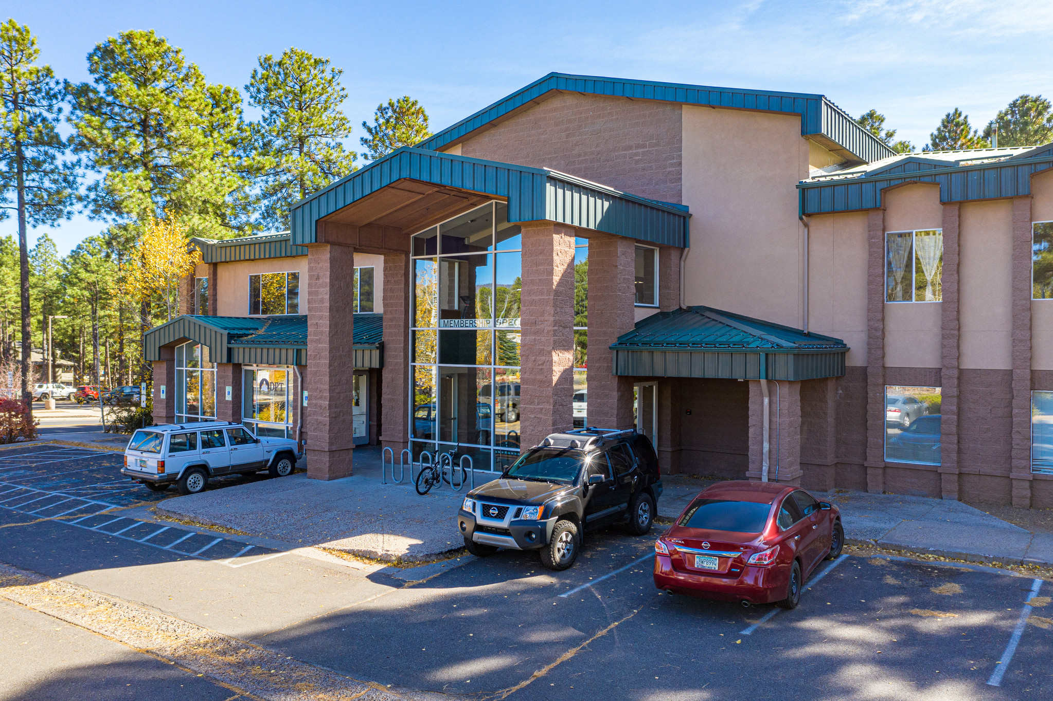 1301 W University Ave, Flagstaff, AZ à vendre Photo du bâtiment- Image 1 de 1