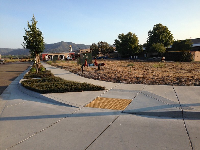 4015 Earthwood Ln, San Luis Obispo, CA for sale - Primary Photo - Image 1 of 3