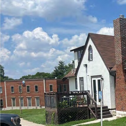5902 Blue Ridge Blvd, Kansas City, MO à louer - Photo du bâtiment - Image 2 de 6
