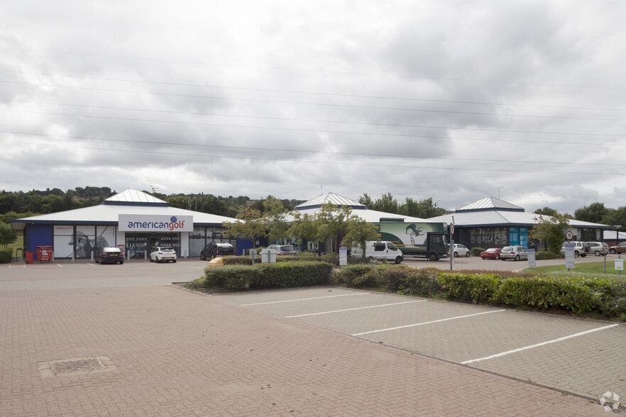 6 Metrocentre, Gateshead for sale - Primary Photo - Image 1 of 3
