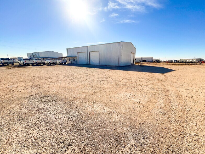 4916 E State Highway 158, Midland, TX for lease - Building Photo - Image 3 of 23
