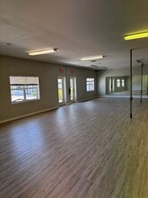 1531 Rio De Janeiro Ave, Punta Gorda, FL à louer Photo du bâtiment- Image 1 de 15