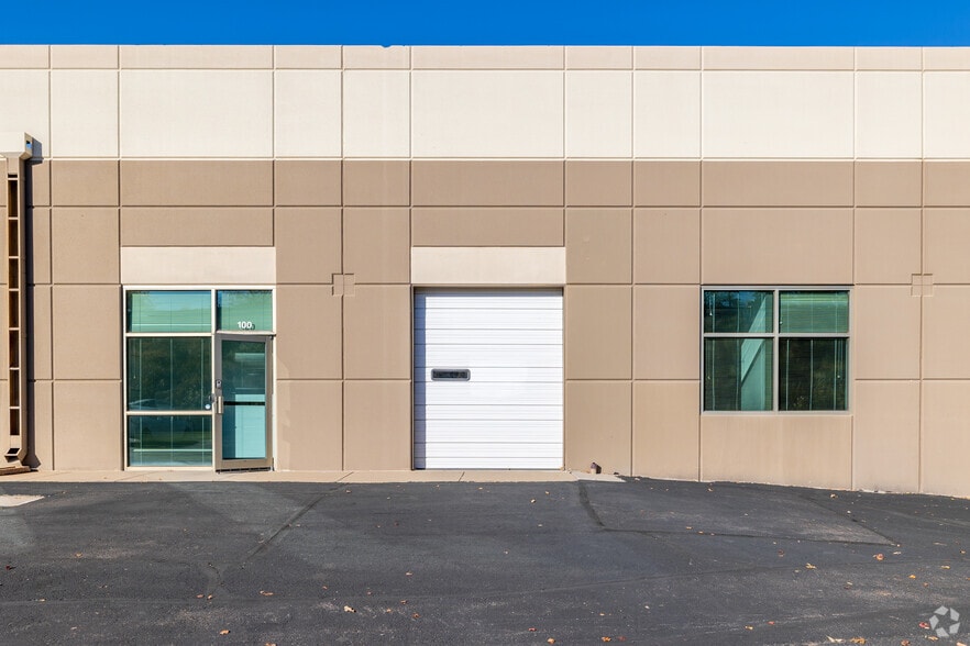 500 Golden Ridge Rd, Golden, CO for lease - Building Photo - Image 3 of 4