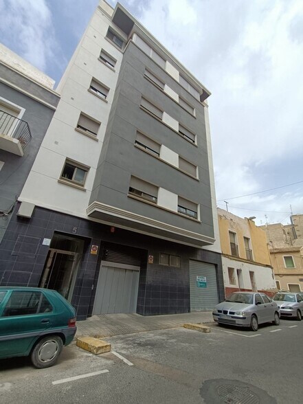 Commerce de détail dans Elche, Alicante à louer - Photo du bâtiment - Image 1 de 7