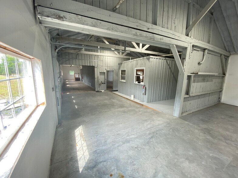 509, Unit B Bellvale Rd, Chester, NY à louer - Photo du bâtiment - Image 3 de 6