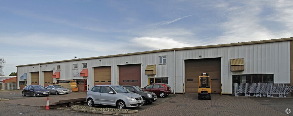 Blackburn Rd, Dunstable for sale - Primary Photo - Image 1 of 1