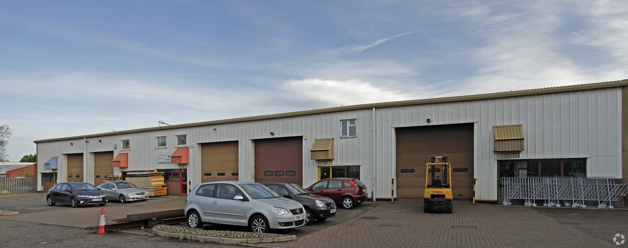 Blackburn Rd, Dunstable for sale Primary Photo- Image 1 of 1