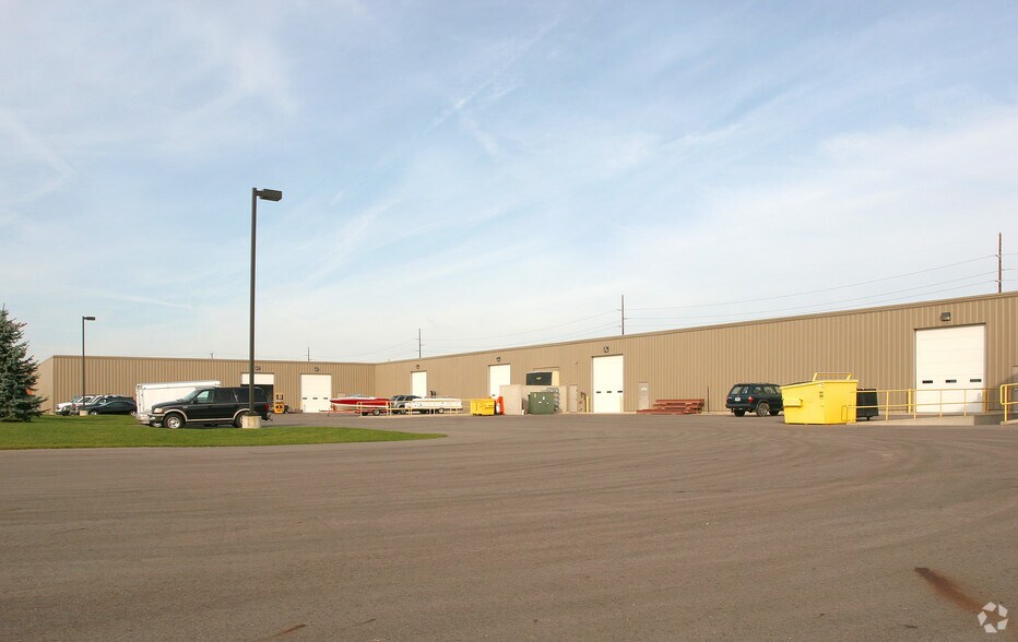 11114-11158 James St, Zeeland, MI for lease - Building Photo - Image 2 of 8