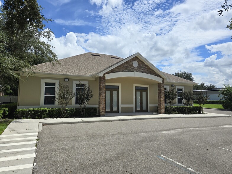 5079 Forsyth Commerce Rd, Orlando, FL à louer - Photo du b timent - Image 2 de 14