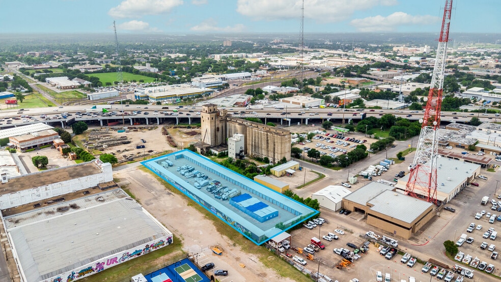 3215 Hickory St, Dallas, TX for sale - Building Photo - Image 3 of 5