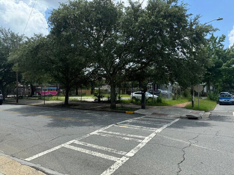 537 Broughton St, Savannah, GA à vendre - Photo du bâtiment - Image 2 de 6