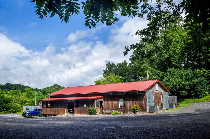 310 Keller Ave, Fayetteville, WV for sale - Building Photo - Image 1 of 14