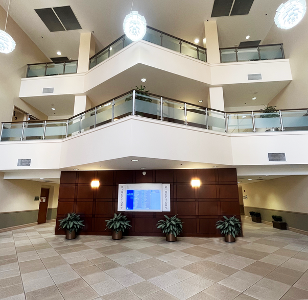 1905 Clint Moore Rd, Boca Raton, FL à louer - Photo du bâtiment - Image 3 de 4