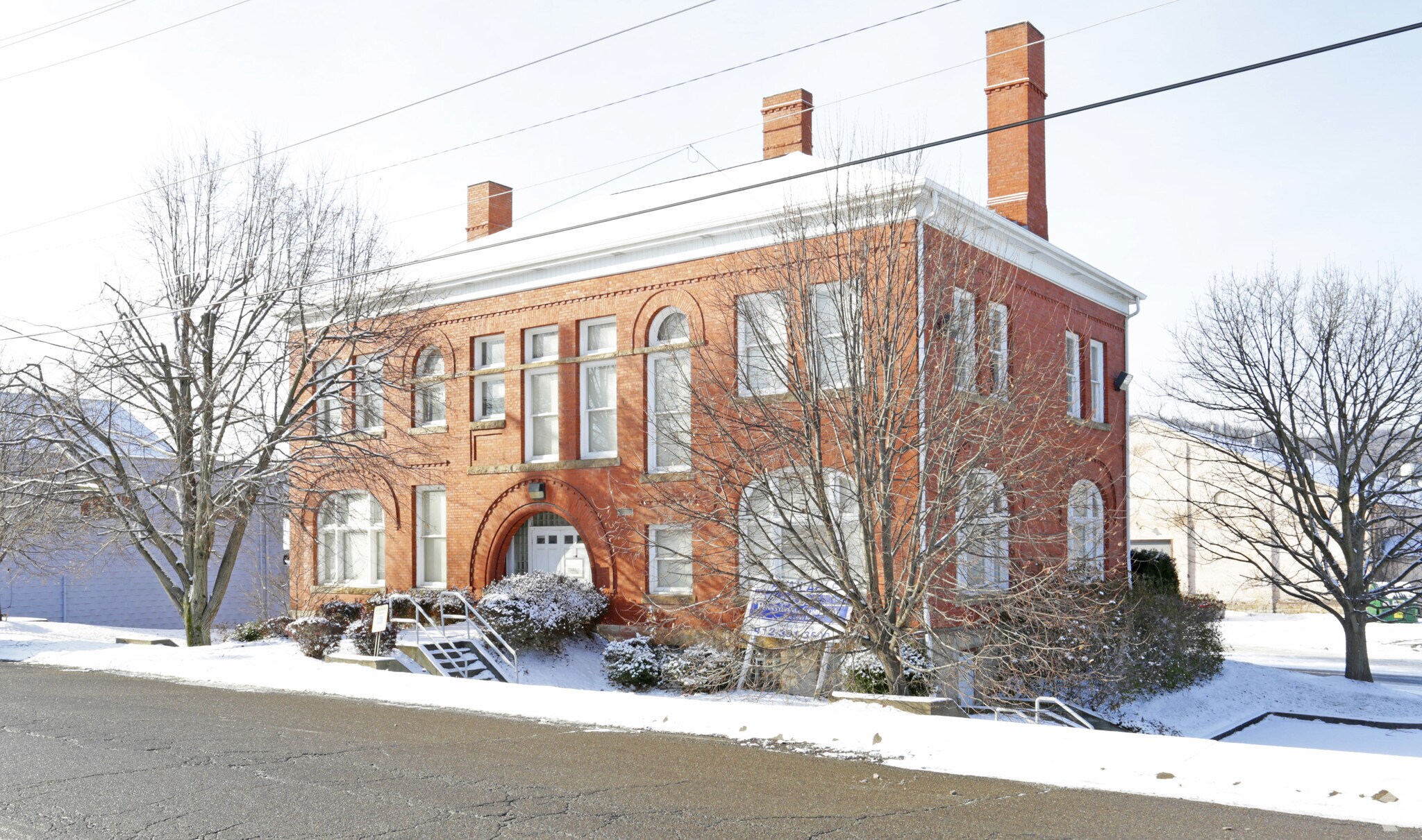 1915 Dr. Thomas Blvd, Arnold, PA for sale Primary Photo- Image 1 of 5