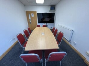 32-34 Freemans Way, Harrogate for lease Interior Photo- Image 2 of 7