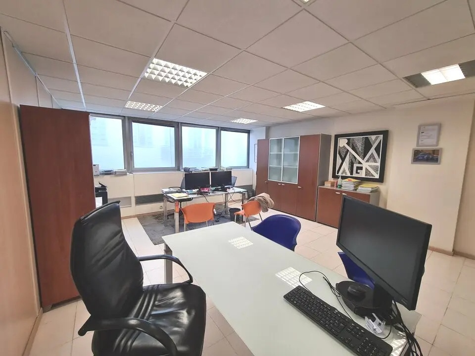 Office in Nice for lease Interior Photo- Image 1 of 6