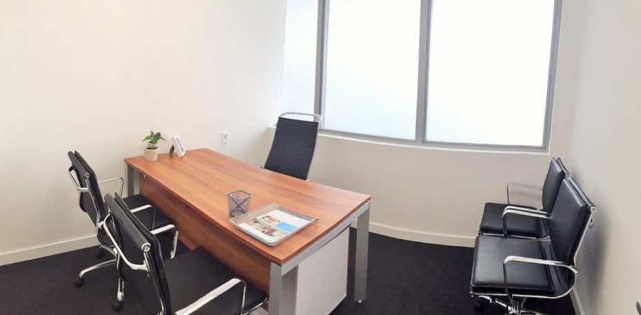 150 SE 2nd Ave, Miami, FL for lease Interior Photo- Image 1 of 1