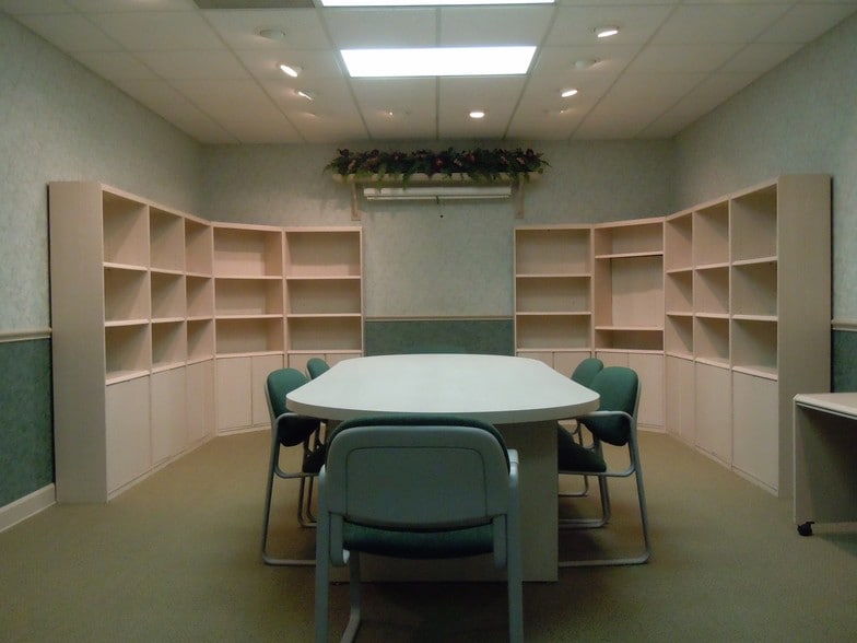 11925 Pearl Rd, Strongsville, OH à louer - Photo intérieure - Image 3 de 10