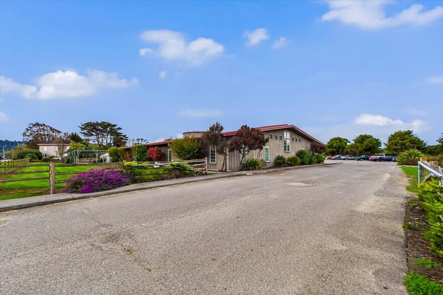 1593 Market St, Ferndale, CA for sale - Building Photo - Image 3 of 52
