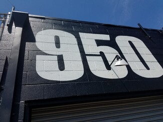 Plus de détails pour 950 54th St, Oakland, CA - Industriel à louer