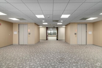 9144 Arrowpoint Blvd, Charlotte, NC for sale Interior Photo- Image 2 of 8