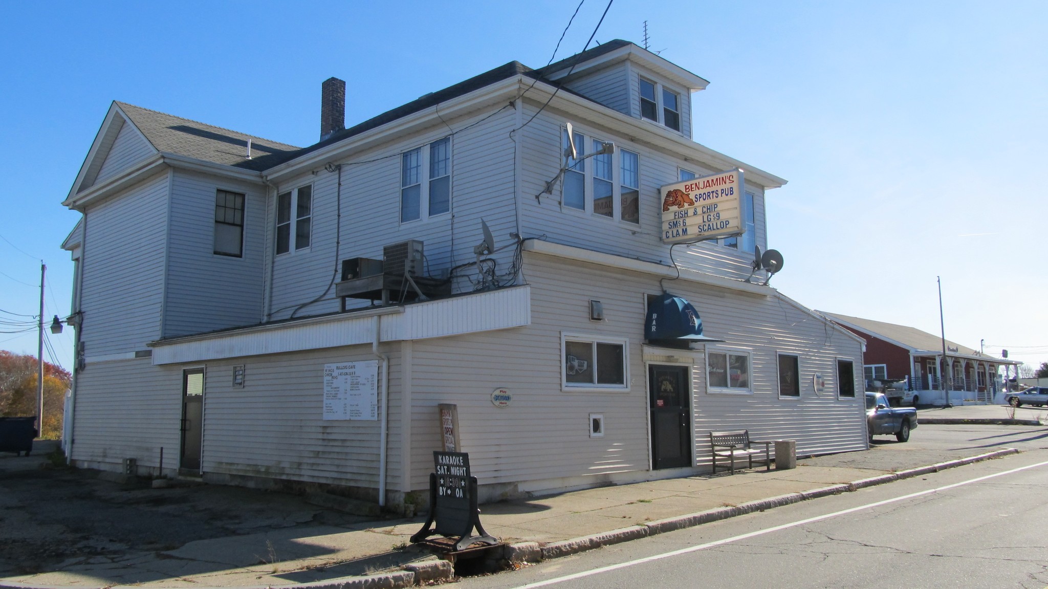 4 Stafford Rd, Tiverton, RI à vendre Photo principale- Image 1 de 1