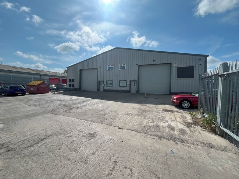 Inchmuir Rd, Bathgate for sale - Building Photo - Image 2 of 3