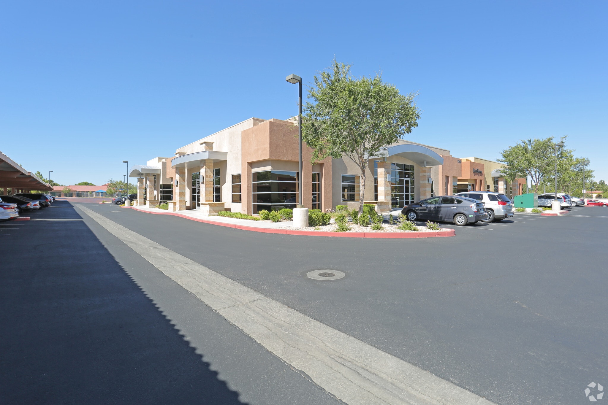 5145 S Durango Dr, Las Vegas, NV for lease Primary Photo- Image 1 of 7