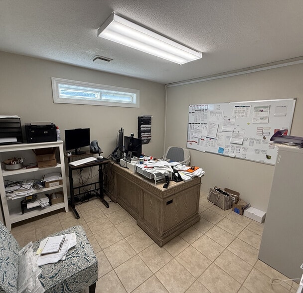 8310 Rivers Ave, North Charleston, SC for sale - Interior Photo - Image 2 of 3