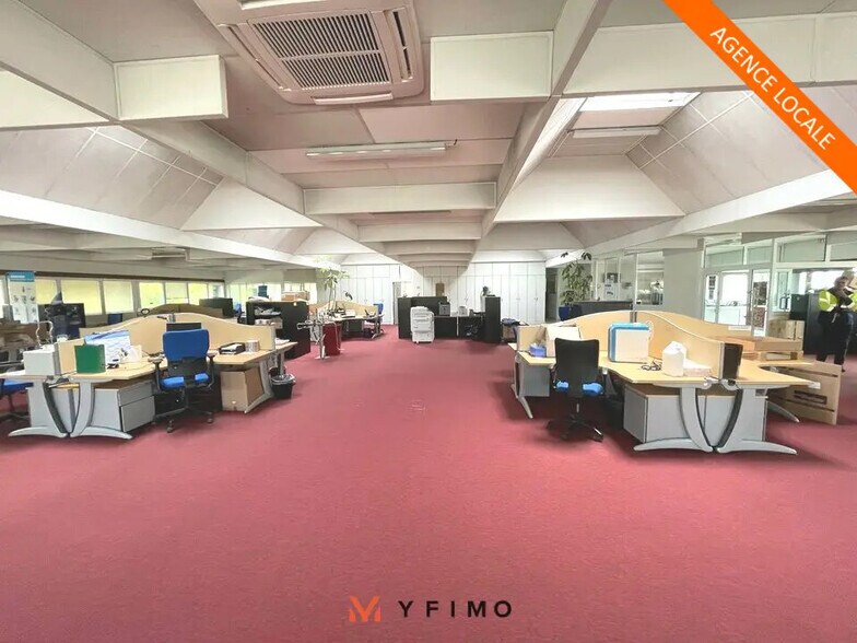 Bureau dans Limay à louer - Photo intérieure - Image 3 de 10
