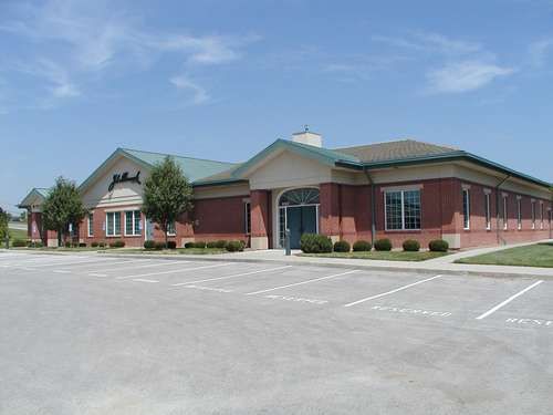 11301 Ash St, Leawood, KS à vendre - Photo du bâtiment - Image 2 de 4