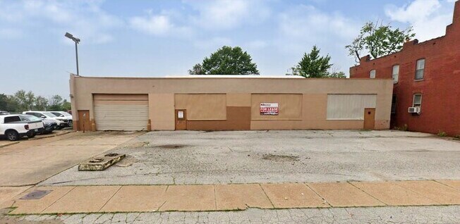 3857 S Grand Ave, Saint Louis, MO à vendre - Photo du bâtiment - Image 2 de 3