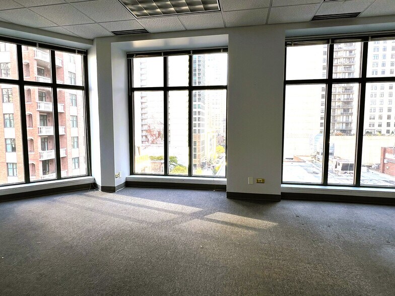 650 N Dearborn St, Chicago, IL à louer - Photo intérieure - Image 3 de 7
